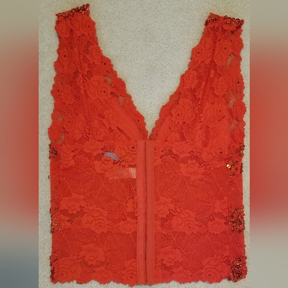 Marciano, size M crop top - Picture 3 of 6